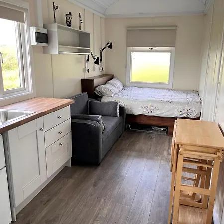 Fantastic Off-grid Tiny House Fully Equipped With Beautiful Countryside Views In Ireland *