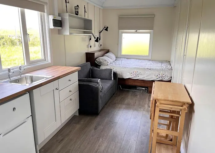 Fantastic Off-grid Tiny House Fully Equipped With Beautiful Countryside Views In Ireland *