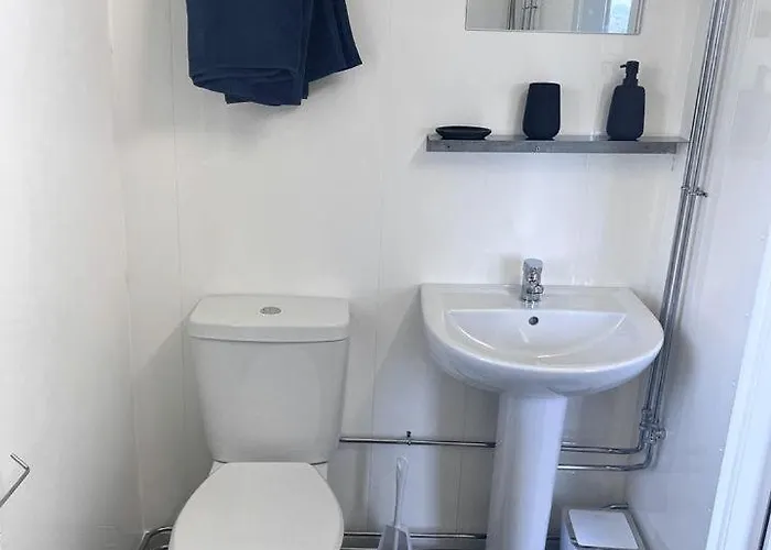 Fantastic Off-grid Tiny House Fully Equipped With Beautiful Countryside Views In Ireland * Oldcastle